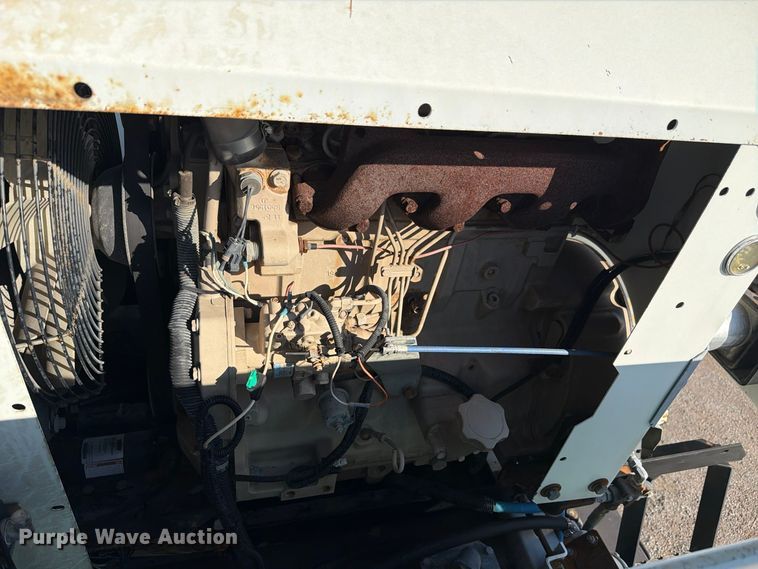 image for item FW3577 2002 International 4700 street sweeper truck