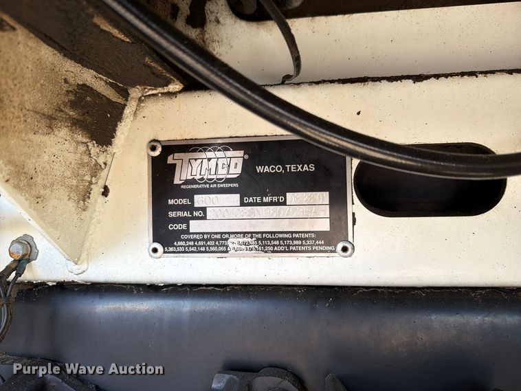 image for item FW3577 2002 International 4700 street sweeper truck