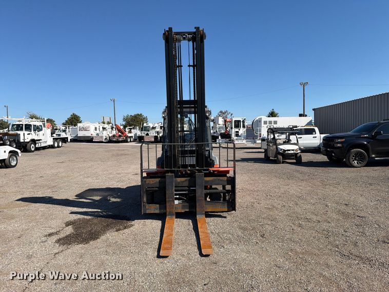 image for item FW3585 2009 Toyota 7FGAU50 forklift
