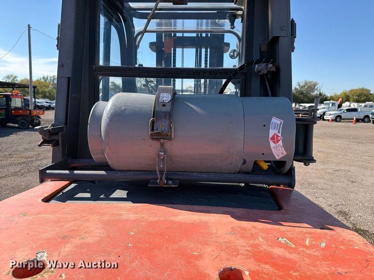image for item FW3585 2009 Toyota 7FGAU50 forklift