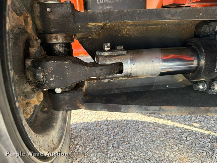 image for item FW3585 2009 Toyota 7FGAU50 forklift