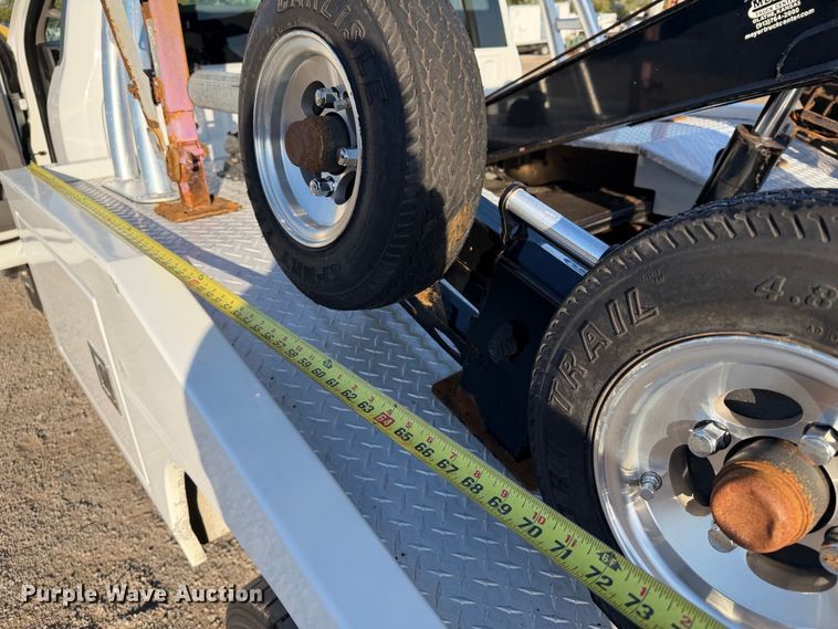 image for item FW3586 2017 Ford F550 Super Duty tow truck