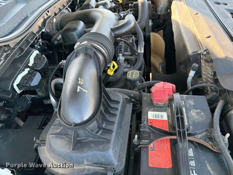image for item FW3586 2017 Ford F550 Super Duty tow truck