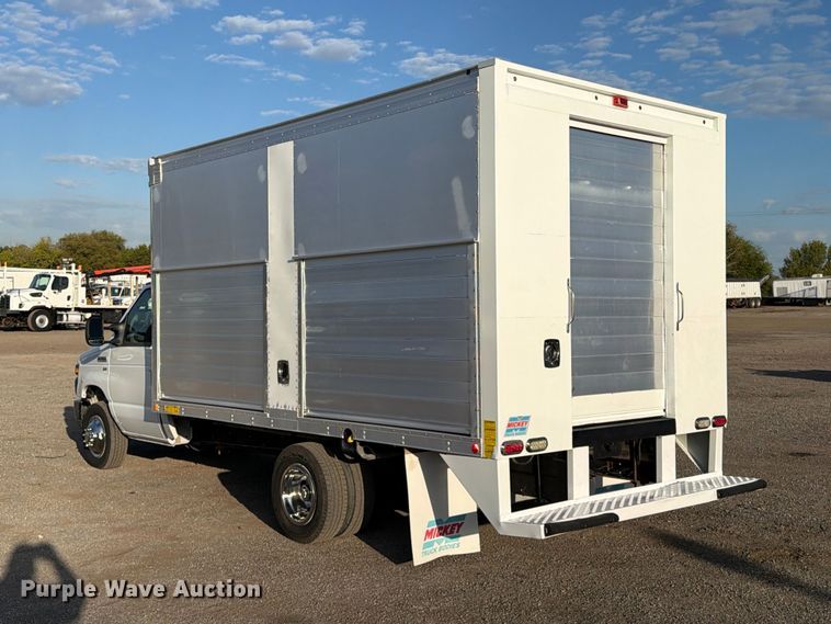 image for item FW3592 2014 Ford E450 refrigerated truck