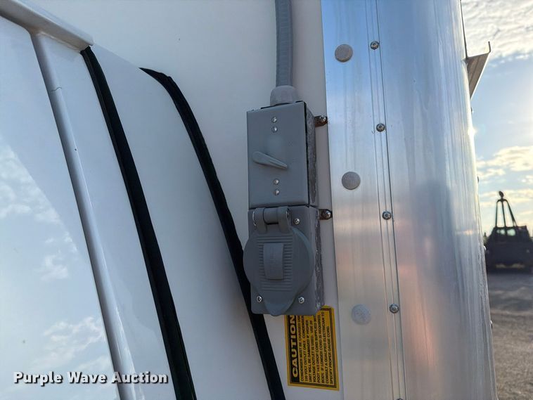 image for item FW3592 2014 Ford E450 refrigerated truck
