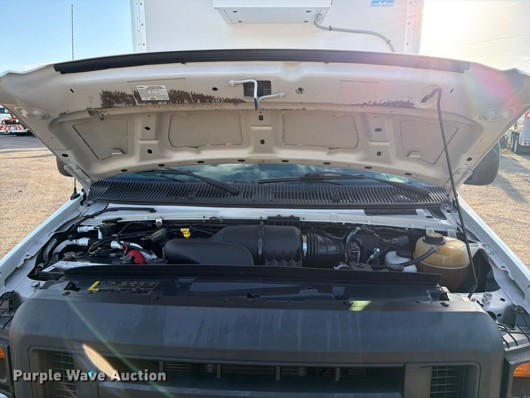 image for item FW3592 2014 Ford E450 refrigerated truck