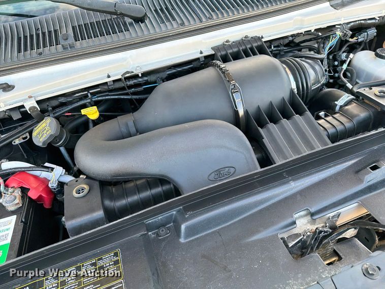 image for item FW3592 2014 Ford E450 refrigerated truck