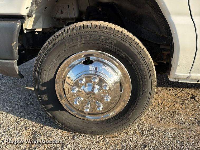 image for item FW3592 2014 Ford E450 refrigerated truck