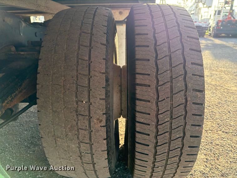 image for item FW3592 2014 Ford E450 refrigerated truck