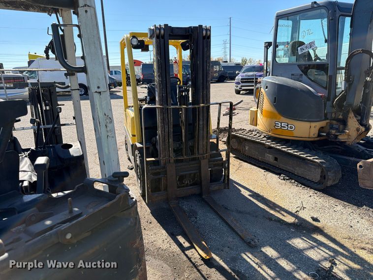 image for item YA4930 2014 Hyster H50FT forklift