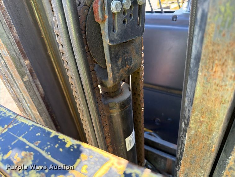 image for item YA4930 2014 Hyster H50FT forklift
