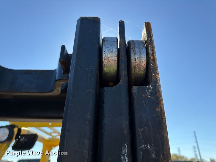 image for item YA4930 2014 Hyster H50FT forklift