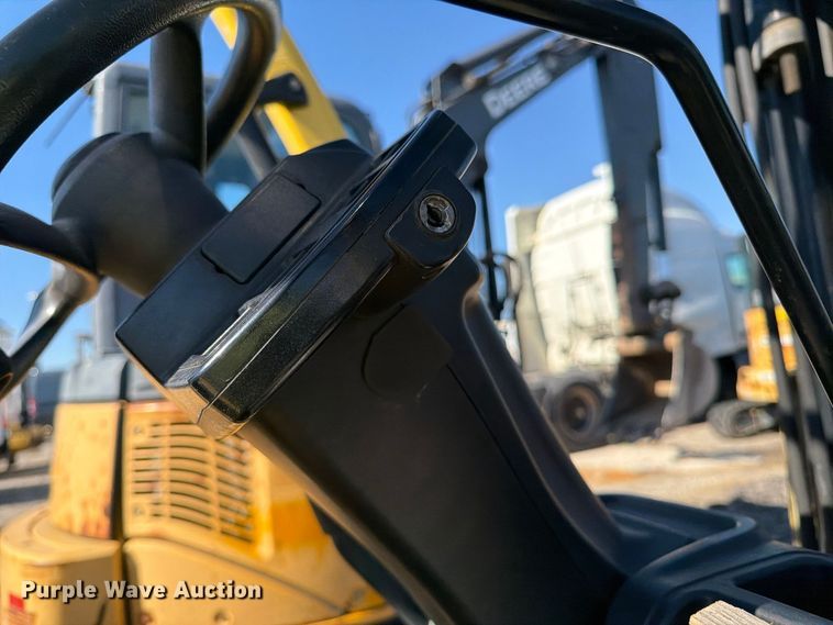 image for item YA4930 2014 Hyster H50FT forklift