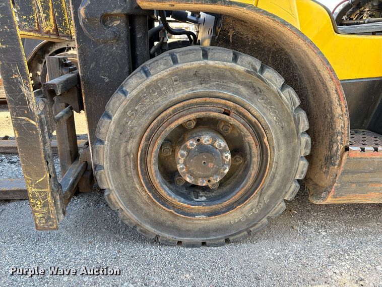 image for item YA4930 2014 Hyster H50FT forklift