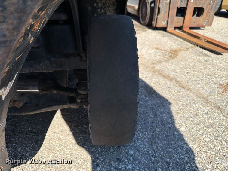 image for item YA4930 2014 Hyster H50FT forklift