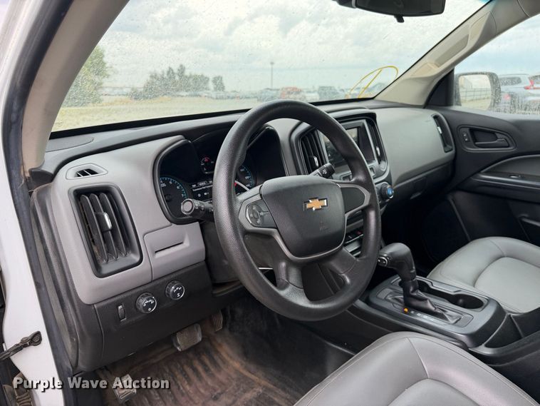 image for item YA5392 2019 Chevrolet Colorado Ext. Cab pickup truck
