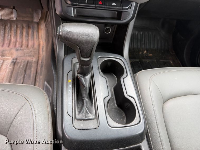 image for item YA5392 2019 Chevrolet Colorado Ext. Cab pickup truck
