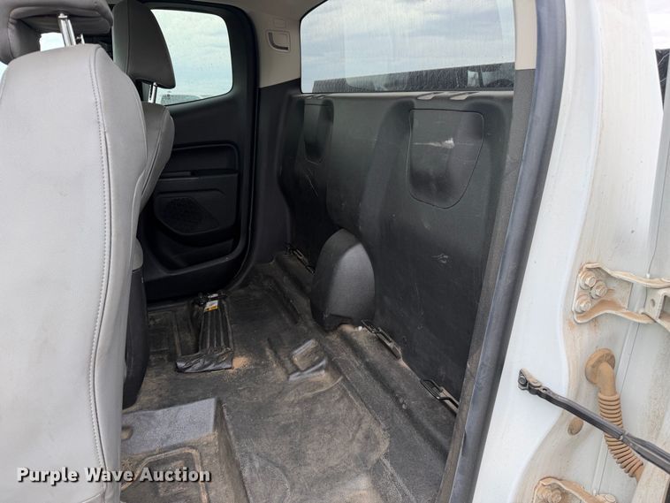 image for item YA5392 2019 Chevrolet Colorado Ext. Cab pickup truck