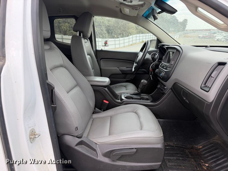 image for item YA5392 2019 Chevrolet Colorado Ext. Cab pickup truck