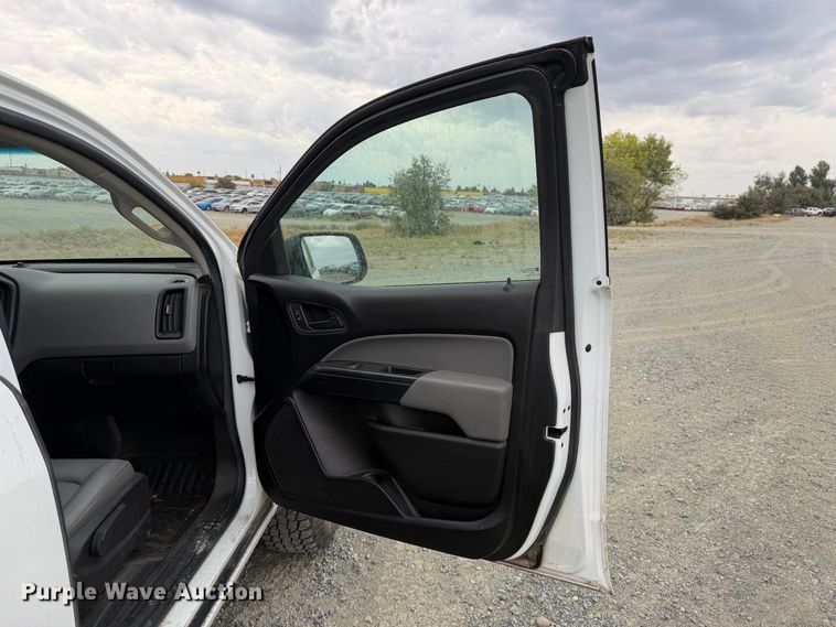 image for item YA5392 2019 Chevrolet Colorado Ext. Cab pickup truck