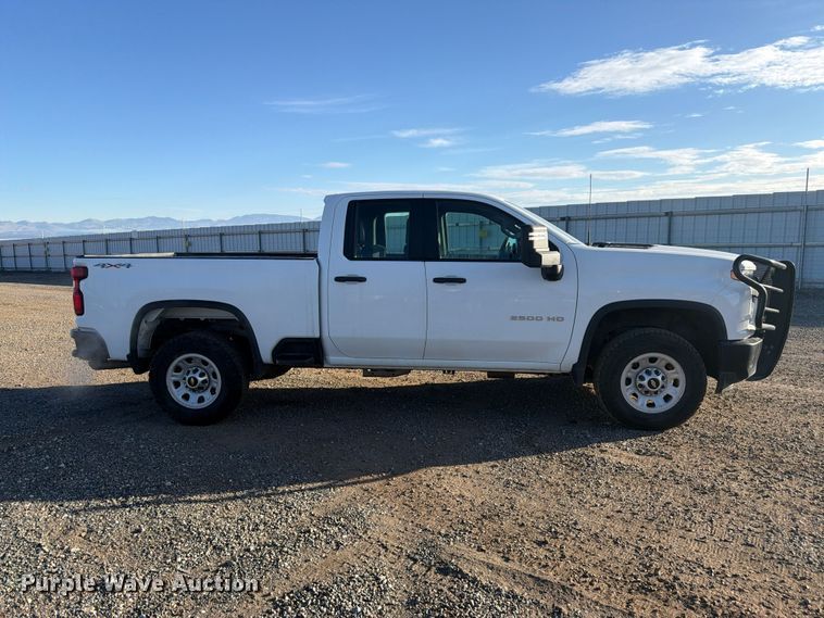 image for item YA5395 2021 Chevrolet Silverado 2500HD Ext. Cab pickup truck