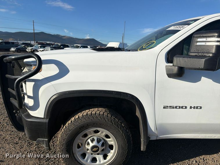 image for item YA5395 2021 Chevrolet Silverado 2500HD Ext. Cab pickup truck