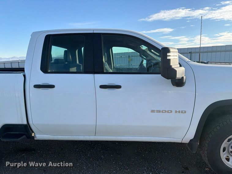 image for item YA5395 2021 Chevrolet Silverado 2500HD Ext. Cab pickup truck