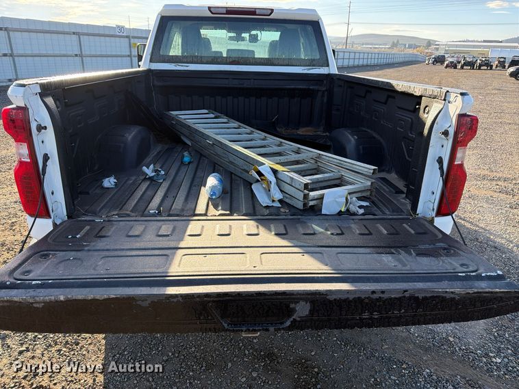 image for item YA5395 2021 Chevrolet Silverado 2500HD Ext. Cab pickup truck