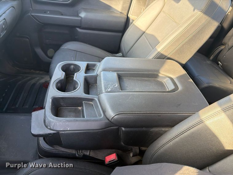 image for item YA5395 2021 Chevrolet Silverado 2500HD Ext. Cab pickup truck