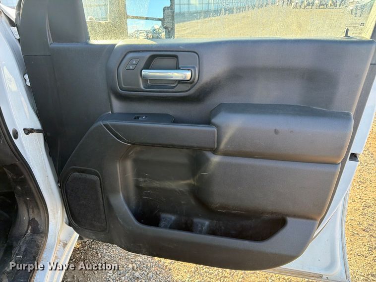 image for item YA5395 2021 Chevrolet Silverado 2500HD Ext. Cab pickup truck