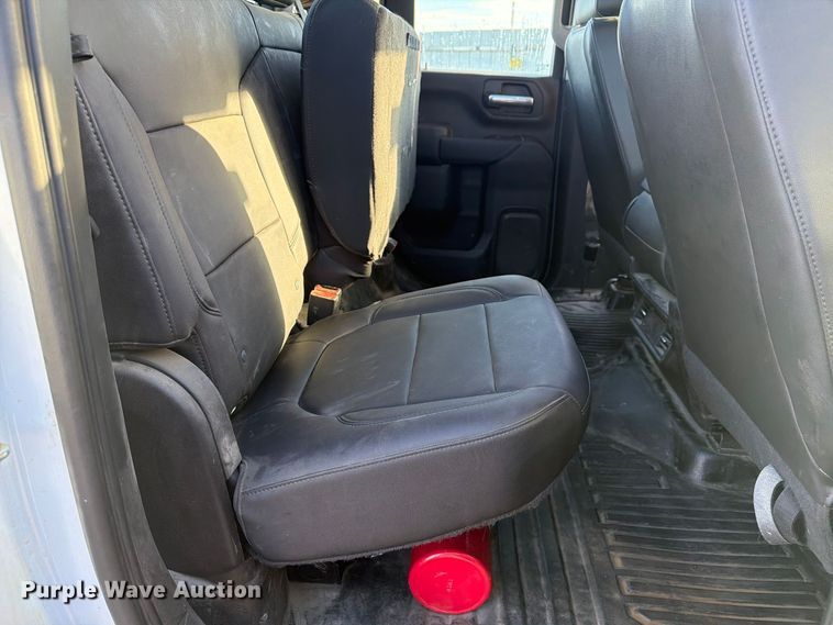 image for item YA5395 2021 Chevrolet Silverado 2500HD Ext. Cab pickup truck