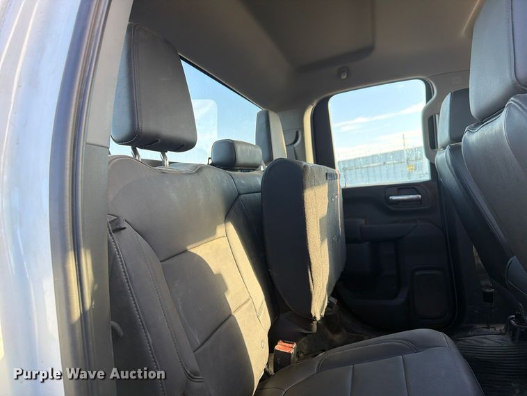 image for item YA5395 2021 Chevrolet Silverado 2500HD Ext. Cab pickup truck