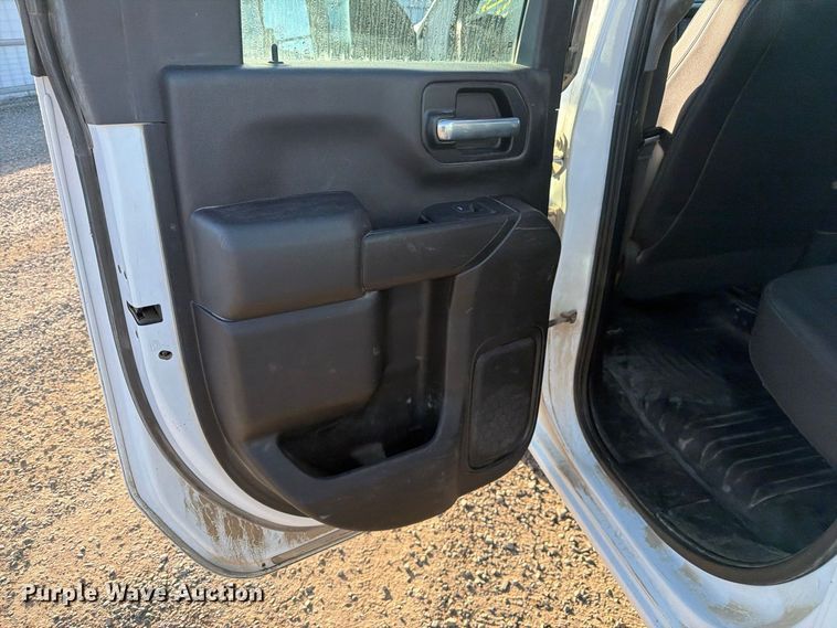 image for item YA5395 2021 Chevrolet Silverado 2500HD Ext. Cab pickup truck