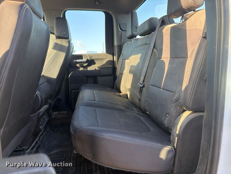 image for item YA5395 2021 Chevrolet Silverado 2500HD Ext. Cab pickup truck