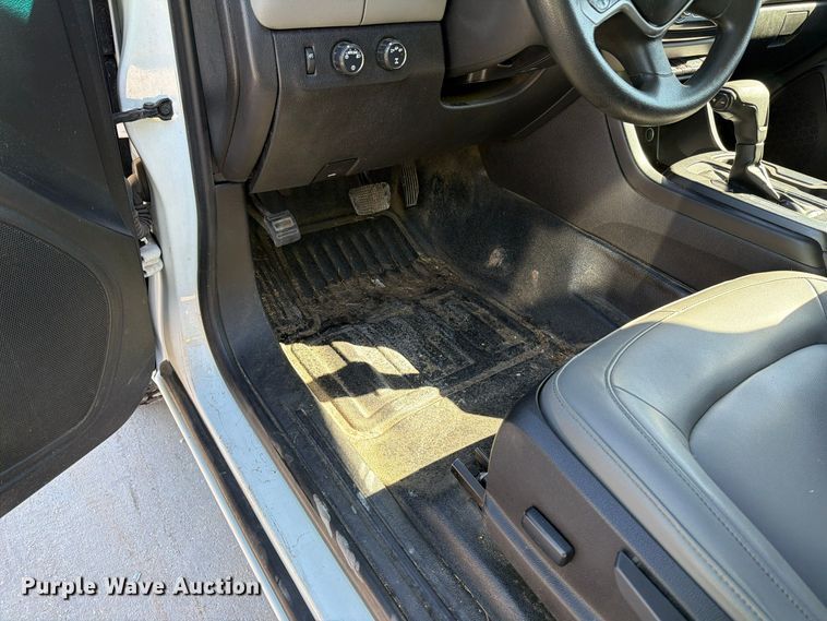 image for item YA5396 2019 Chevrolet Colorado pickup truck