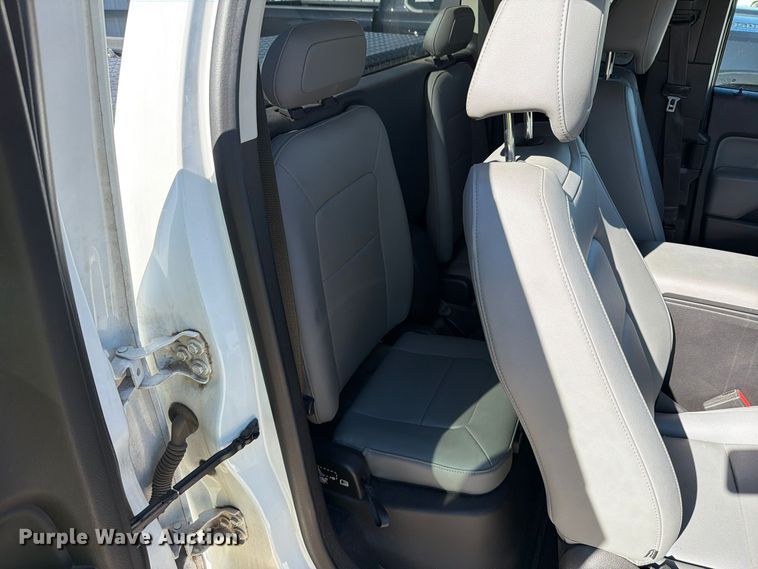 image for item YA5396 2019 Chevrolet Colorado pickup truck