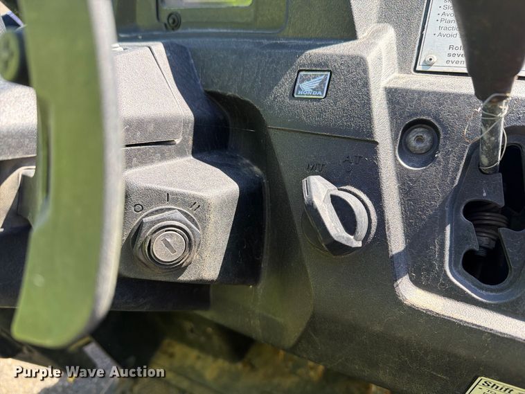 image for item YA5520 2019 Honda SXS700M  utility vehicle