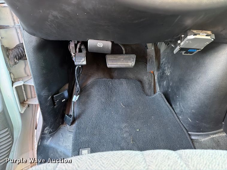 image for item YA5536 2017 Chevrolet Express van