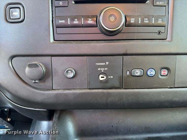 image for item YA5536 2017 Chevrolet Express van