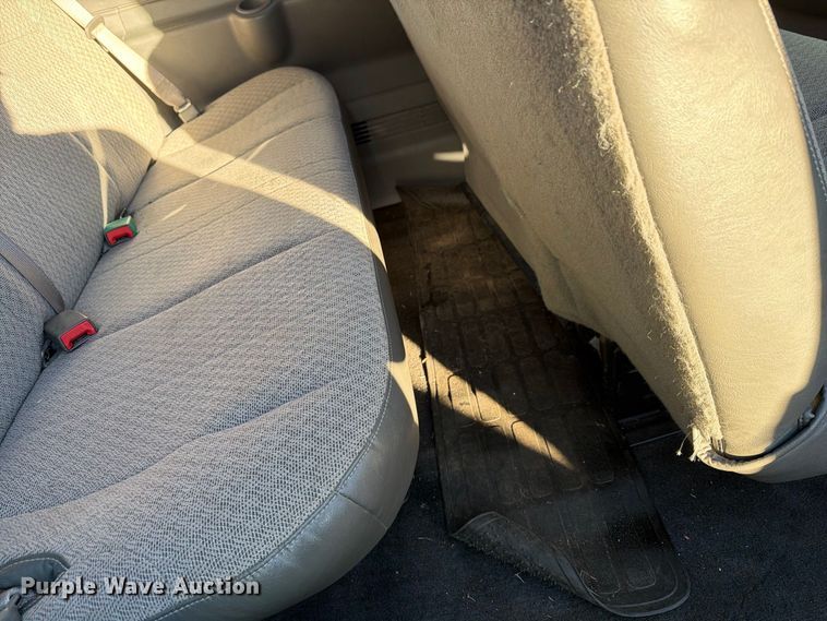 image for item YA5536 2017 Chevrolet Express van