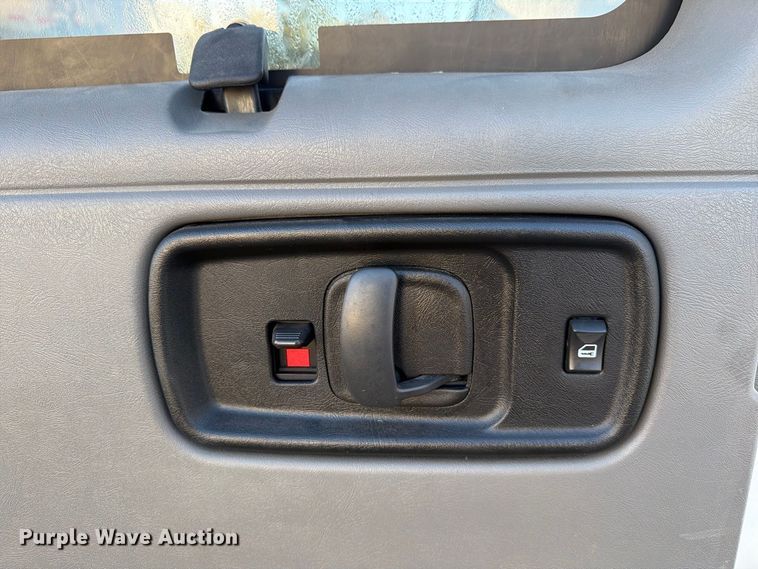 image for item YA5536 2017 Chevrolet Express van