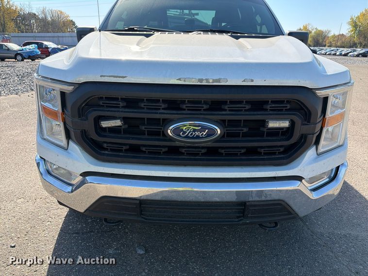 image for item YA5652 2021 Ford F150 Crew Cab pickup truck