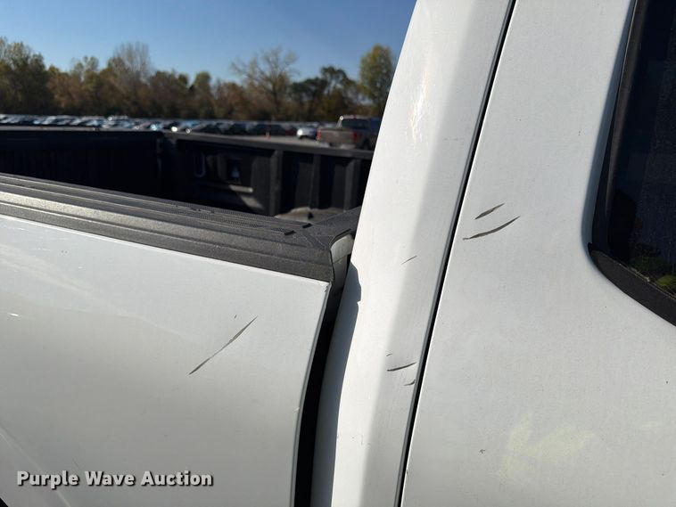 image for item YA5652 2021 Ford F150 Crew Cab pickup truck