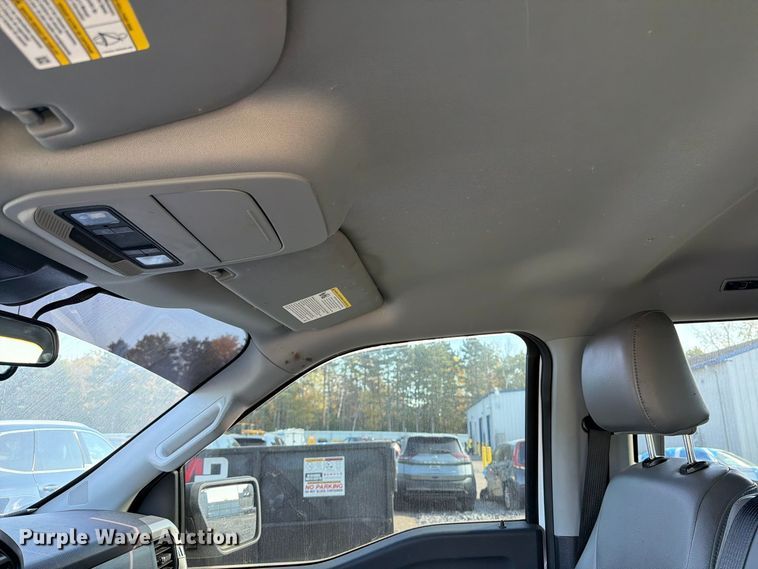 image for item YA5652 2021 Ford F150 Crew Cab pickup truck