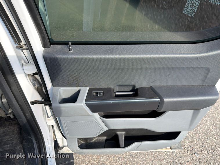 image for item YA5652 2021 Ford F150 Crew Cab pickup truck