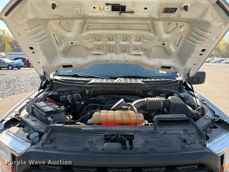 image for item YA5652 2021 Ford F150 Crew Cab pickup truck