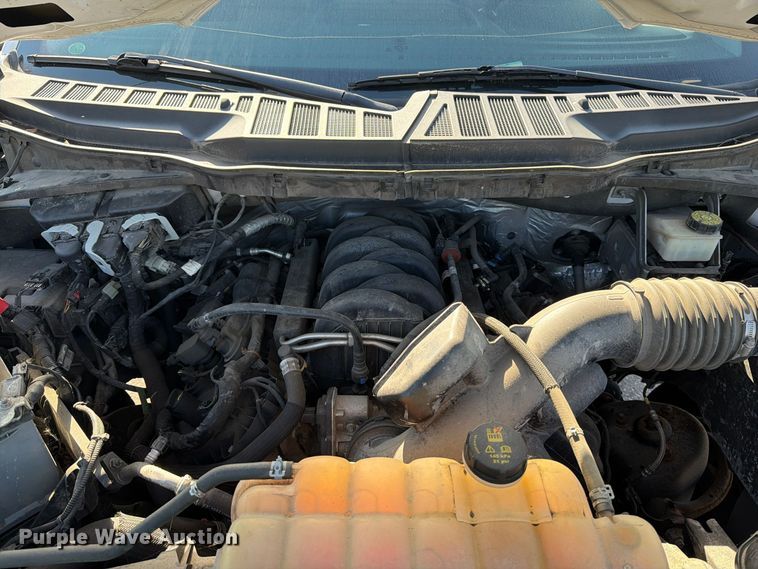 image for item YA5652 2021 Ford F150 Crew Cab pickup truck