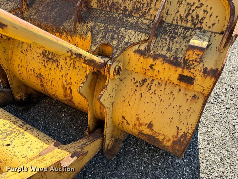 image for item DT3089 Caterpillar 955L track loader