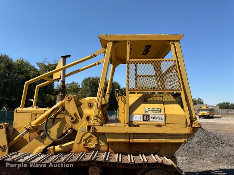 image for item DT3089 Caterpillar 955L track loader