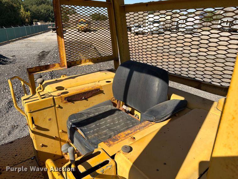 image for item DT3089 Caterpillar 955L track loader